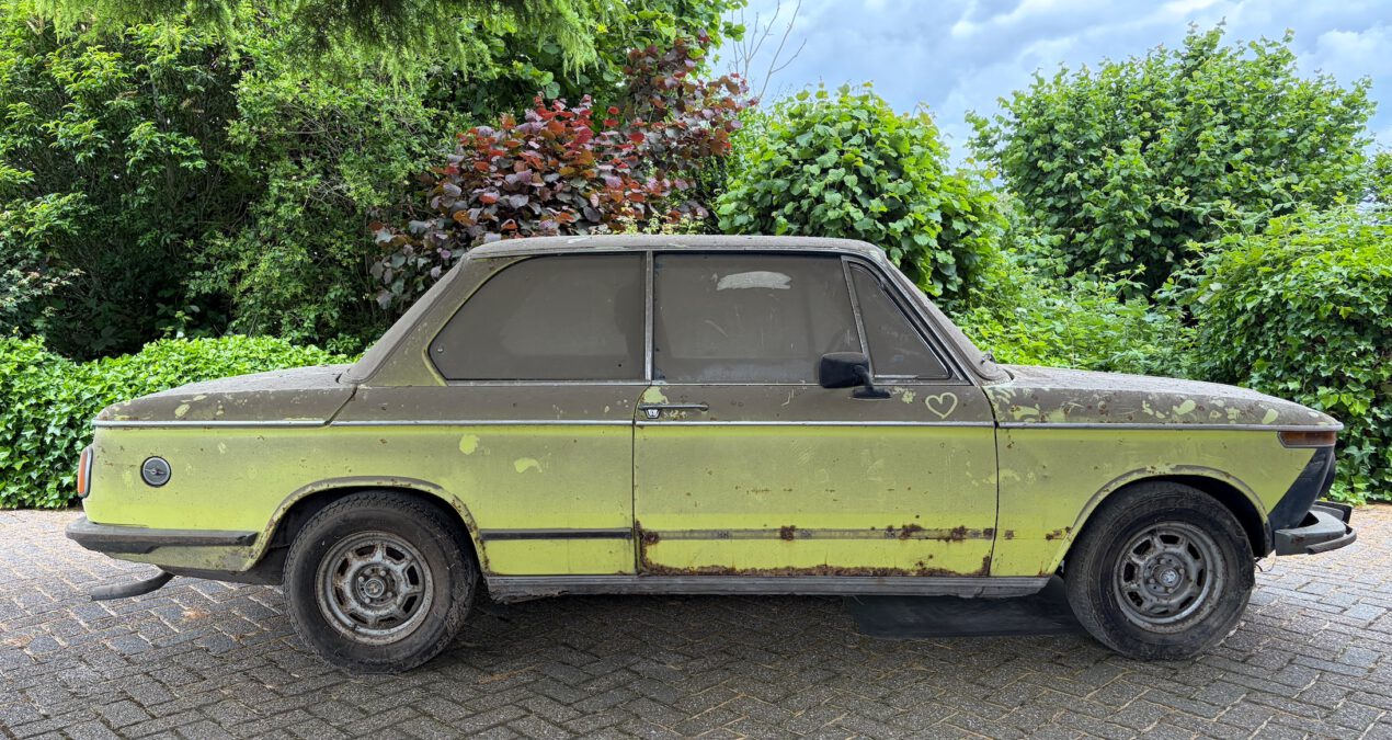 From dream to reality: Rescuing a 1974 BMW 2002tii Luxus Barn Find